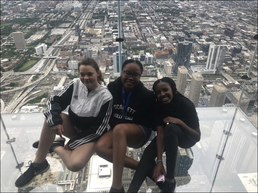 Freshman Lily Stewart (left) and her friends.