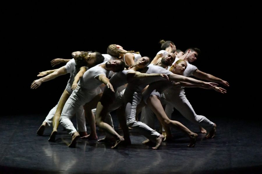 Ballet+Prejlocaj%3A+Gravity+performs+in+the+Chateau+de+Versailles.