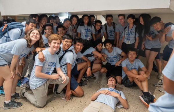 All 40 U.S. Earth Science Olympiad campers pose for a group shot in Tulsa, OK.