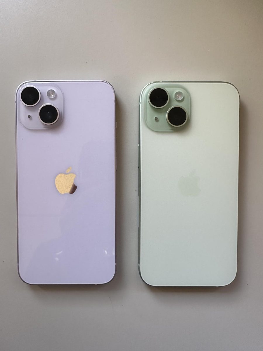 An iPhone 14 [left] in comparison to an iPhone 15 [right]. The colors and outward design vary slightly for the two iPhones.