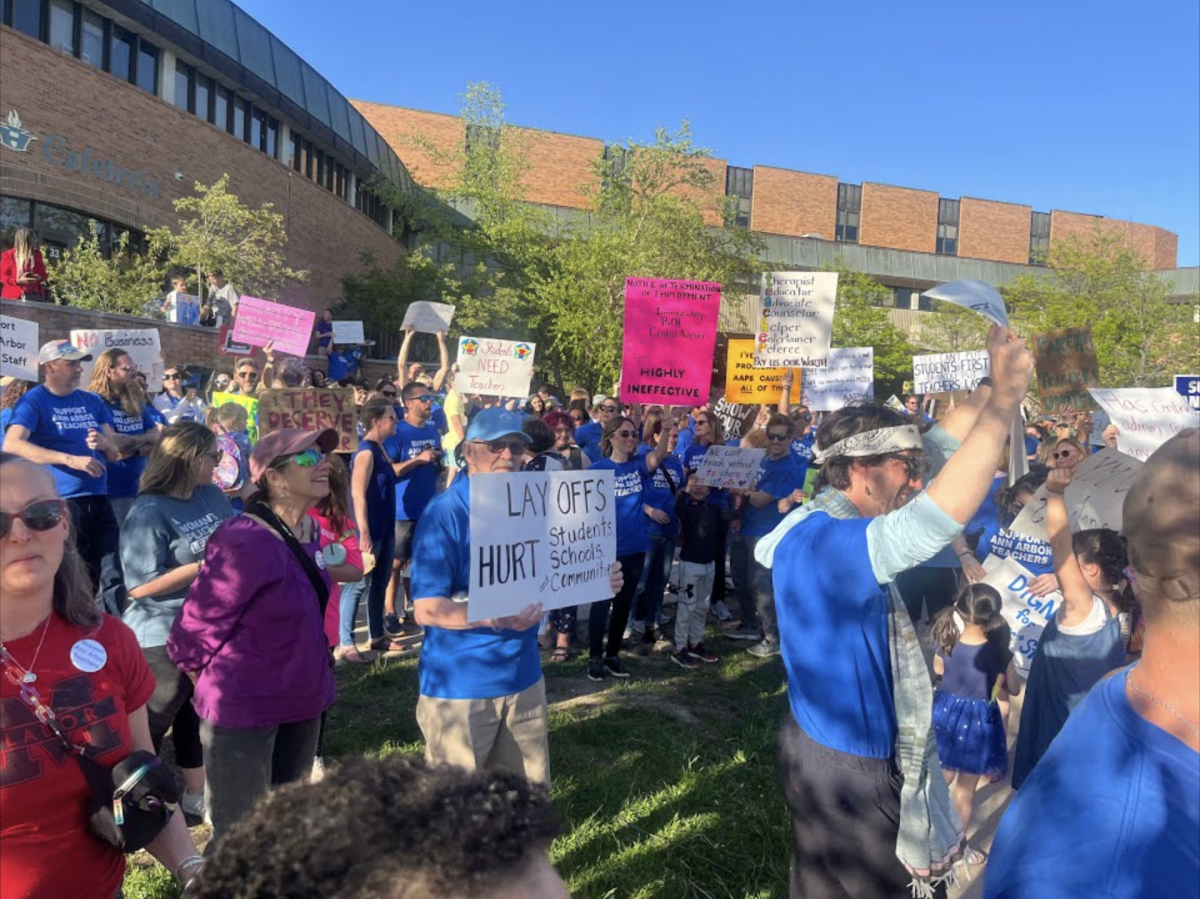 Ann Arbor Education Association rallies for transparency in budget discussions