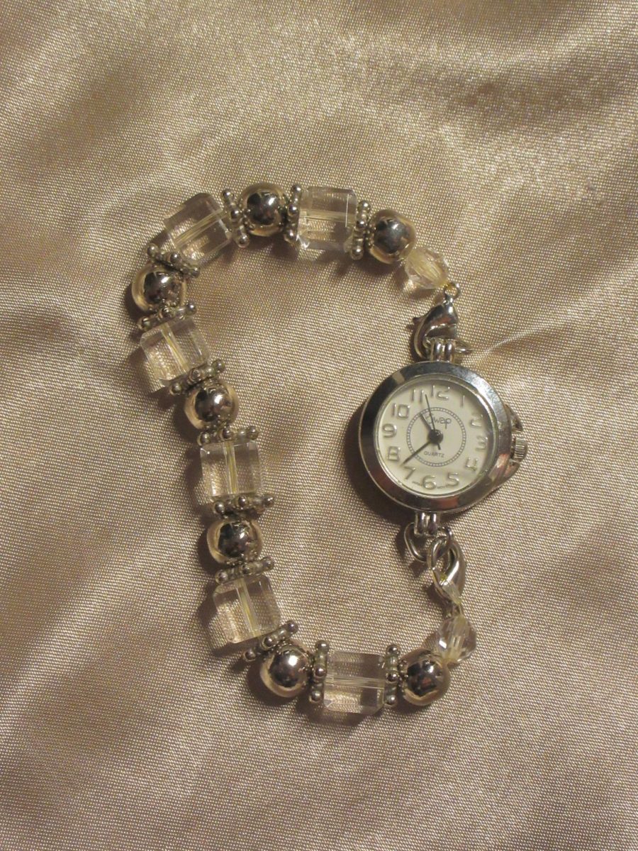 Senior Olivia Liao launches Via Vintage, a watch reselling shop. Photo courtesy of Liao.