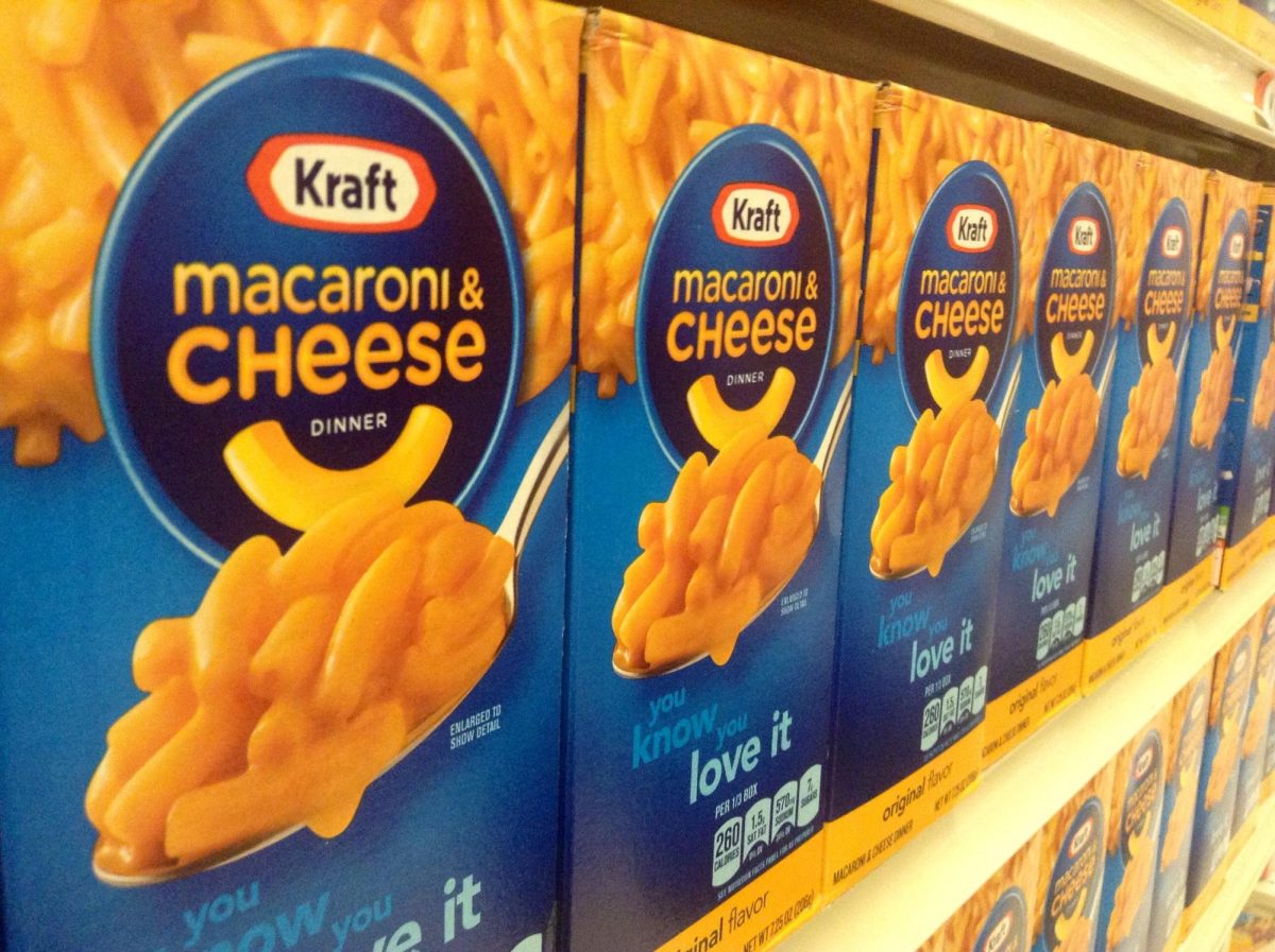 “Kraft Macaroni &amp; Cheese Dinner” by Mike Mozart, CC BY 2.0